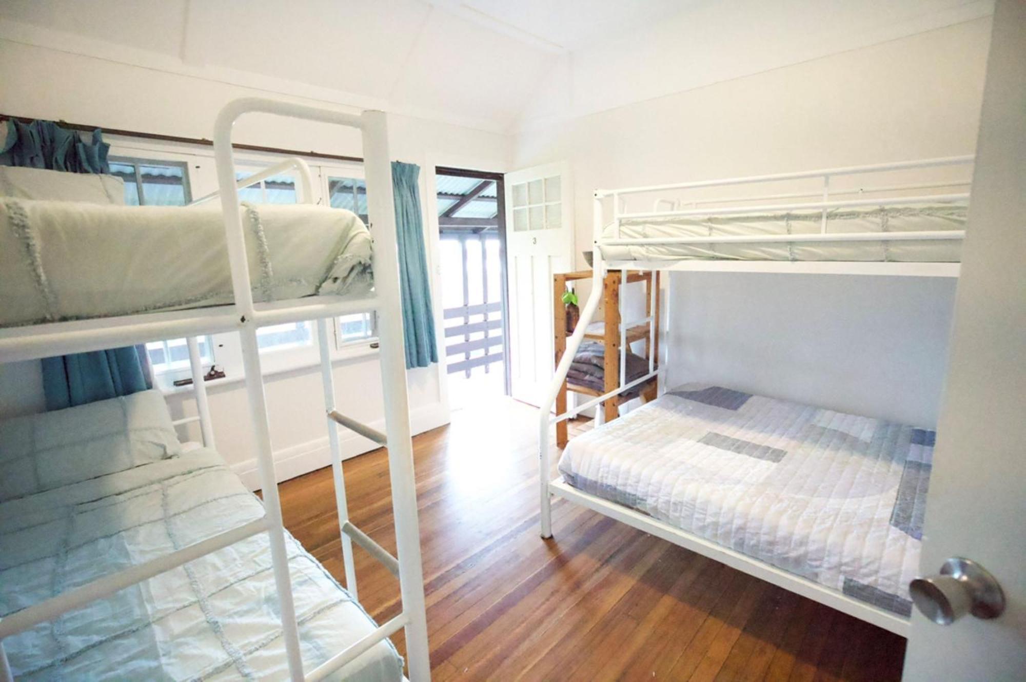 Хостел Yha Pittwater Eco, Sydney Church Point Екстер'єр фото